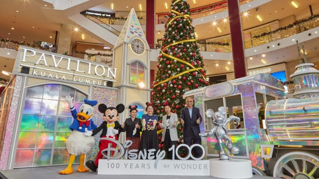 Bring the whole family to see the Disney characters at Pavilion KL