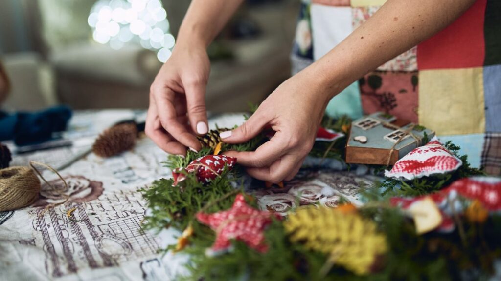 There are a lot of fun workshops that are Christmas themed in Singapore