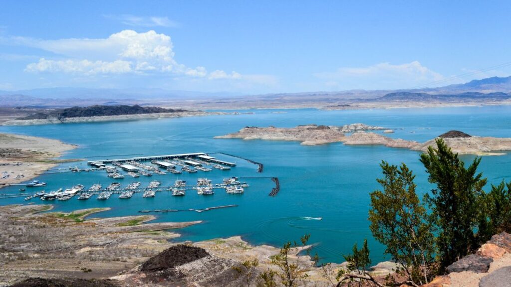 Visitors love Lake Mead and it is one everyone's list of Las Vegas attractions