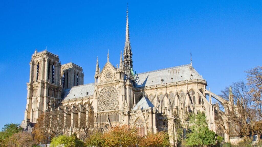 You can visit Notre Dame Cathedral using My Paris Pass
