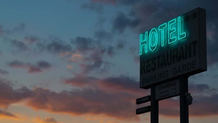 best time to book hotel