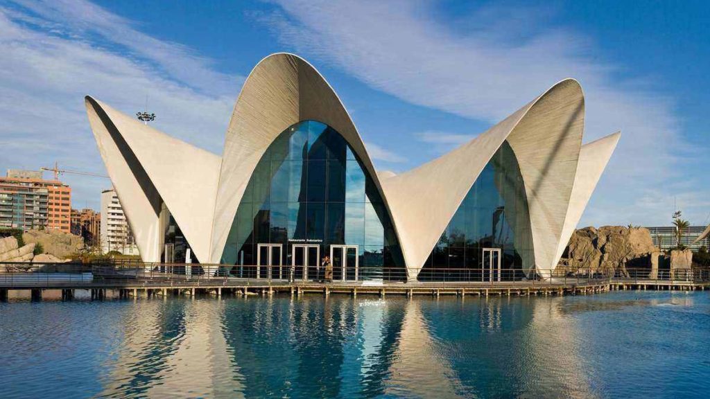 Largest aquarium in the world, Oceanographic, Spain