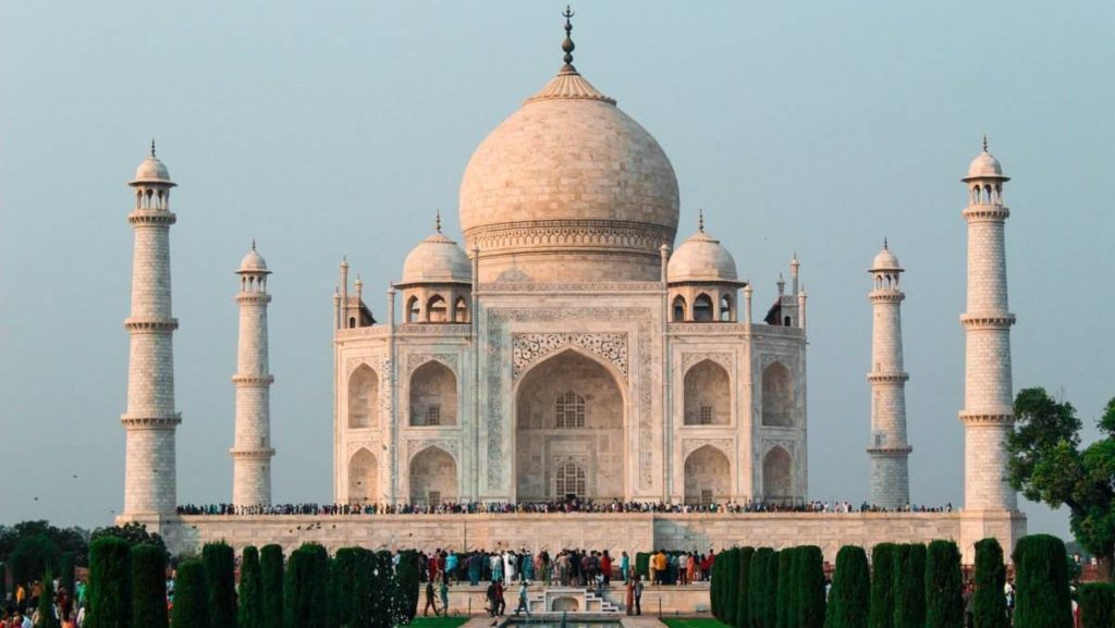 Where should I go on vacation, visit the Taj Mahal