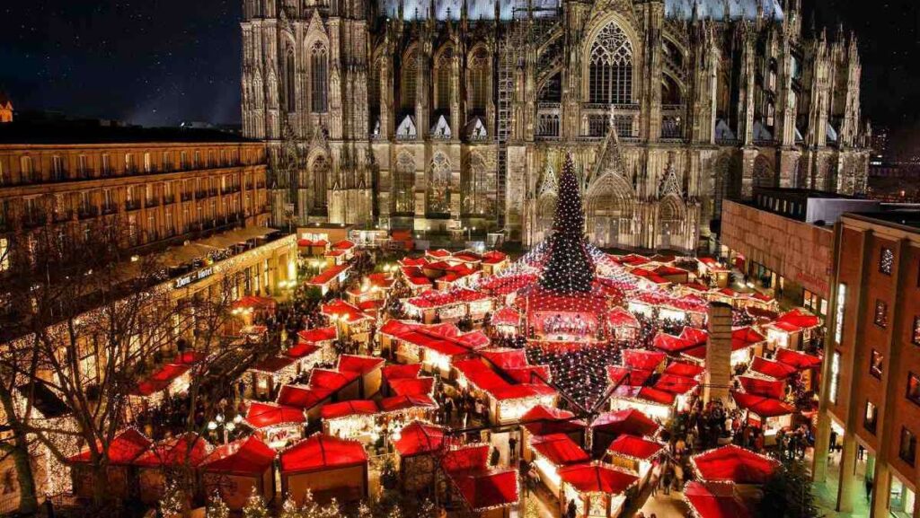 Places to visit for Christmas, Christmas market in Cologne, Germany