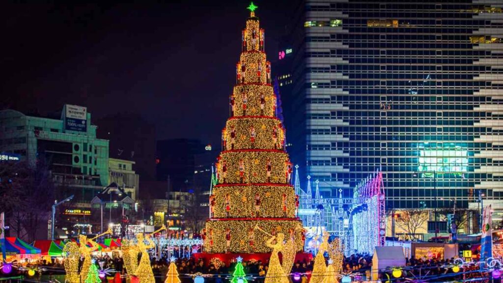 Places to visit for Christmas, Christmas tree lit in the city of Seoul in Korea