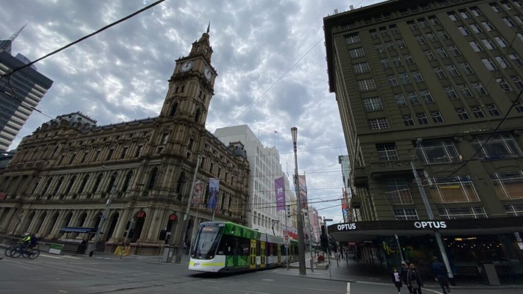 Solo travel in Melbourne means walking the streets to see the amazing architecture