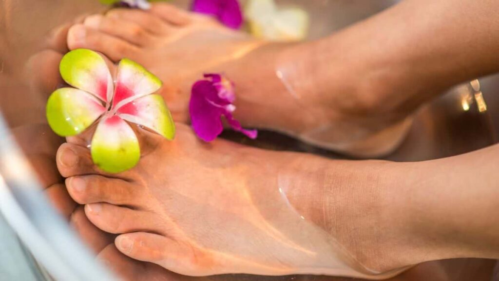 Thai foot massage, relaxation in Thailand