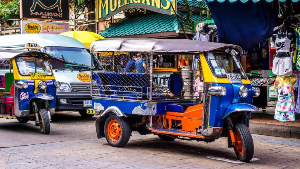 Unique things to do in Thailand, ride on a tuk tuk