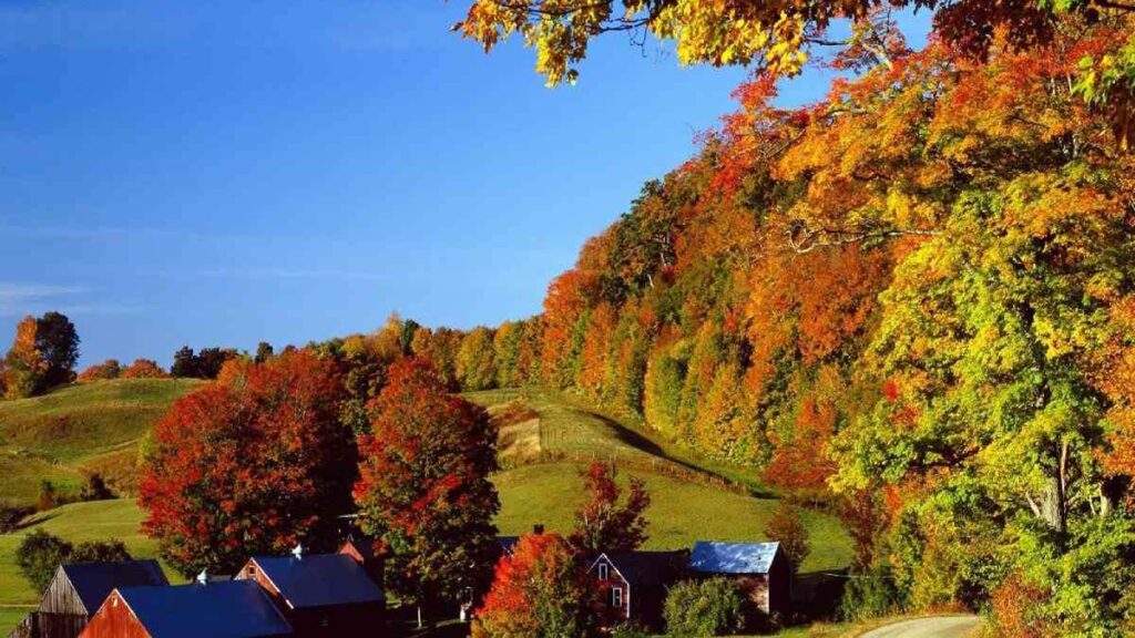 Best places to visit in October, Vermont, USA