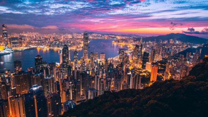 Best time to visit Hong Kong