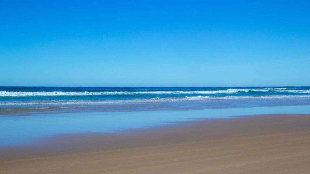 Best beaches in Australia, 75 Mile Beach