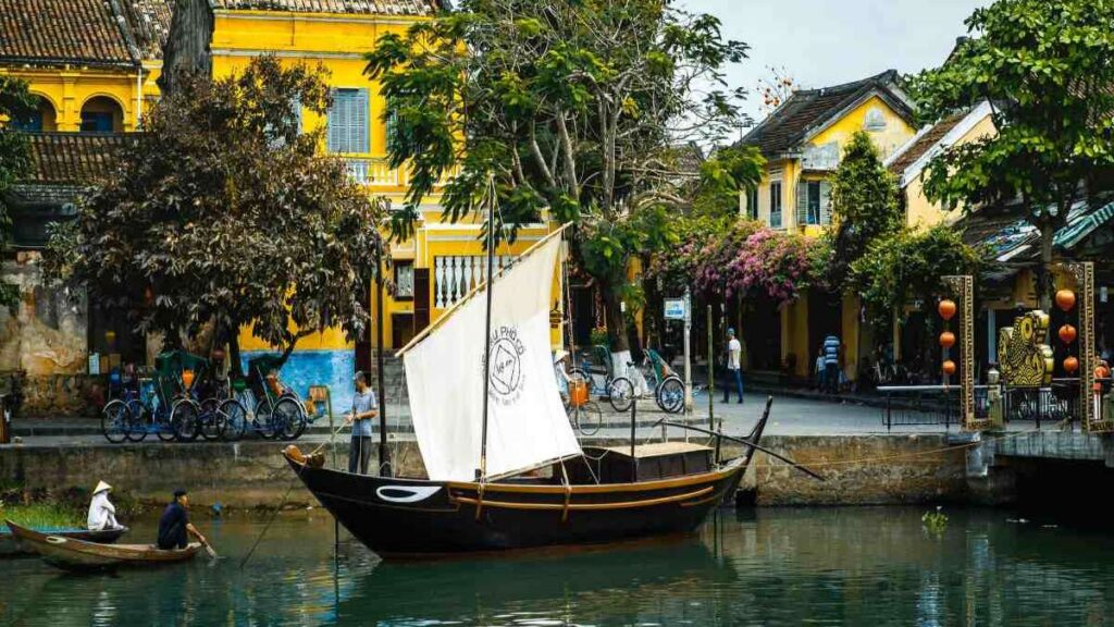 Best places to visit in Vietna, Hoi An