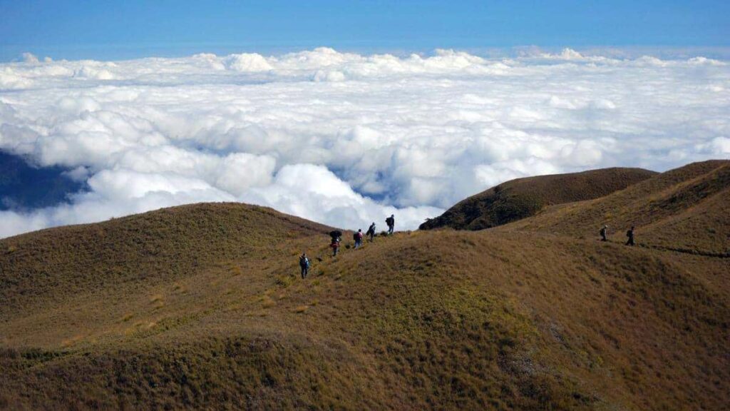 Best time to go to Philippines, outdoor activities during wet season