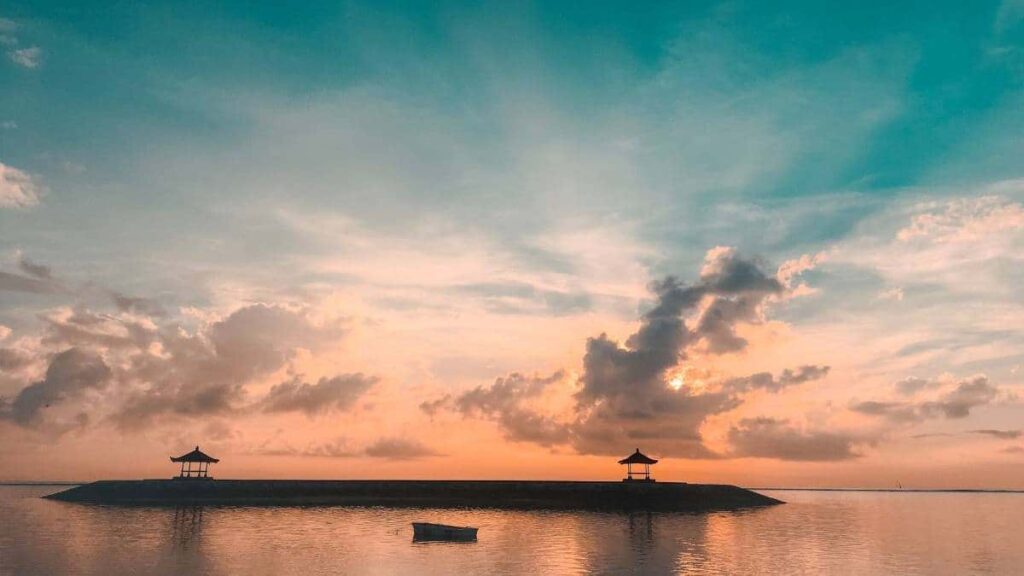 Best time to visit Indonesia, Sanur