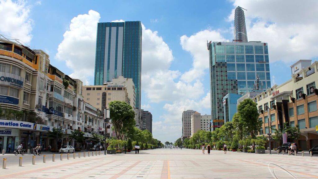 Best time to visit Vietnam, Nguyen Hue Walking Street in May