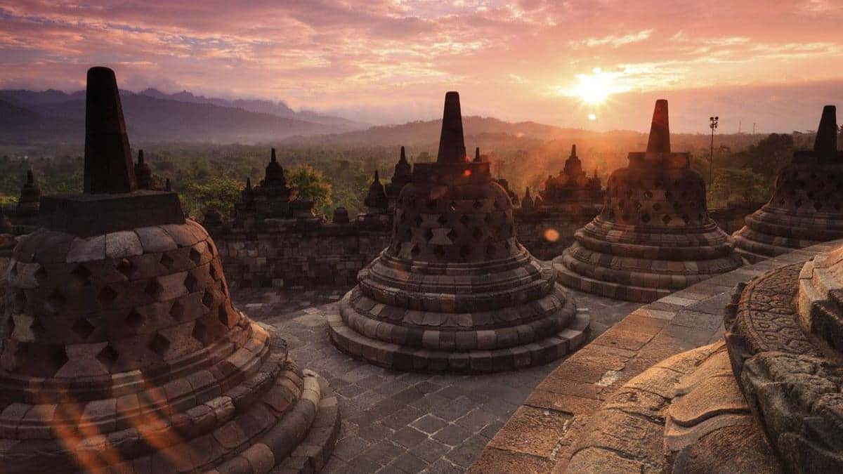 Travelin Indonesia, Java