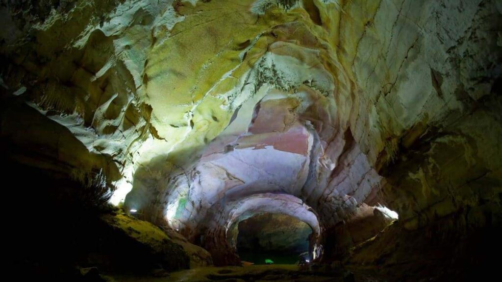 Vietnam tourist places, Phong Nha Ke Bang