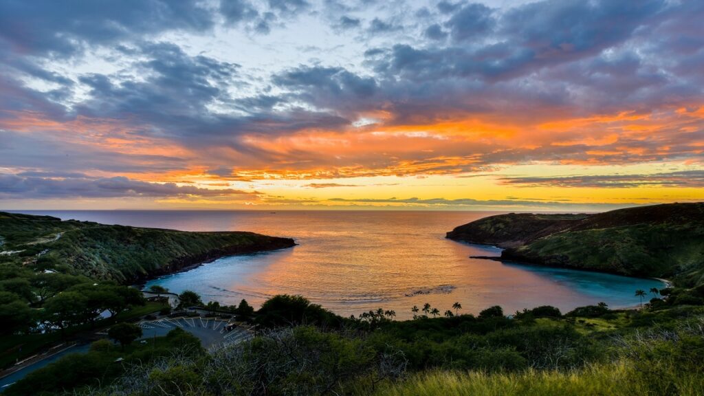 Best snorkeling in the world, Hanauma Bay, Oahu, Hawaii