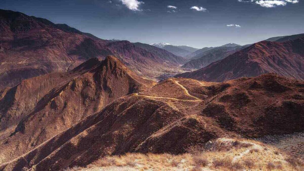 Top trails, Tiger Leaping Gorge, China