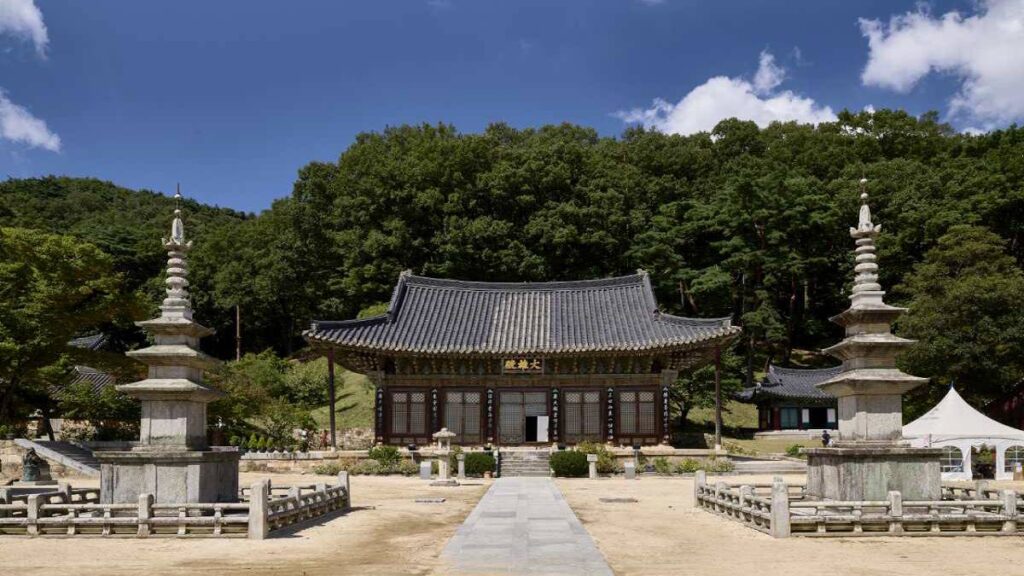 Best places for solo female travel, South Korea