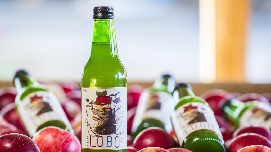 LOBO cider on apples
