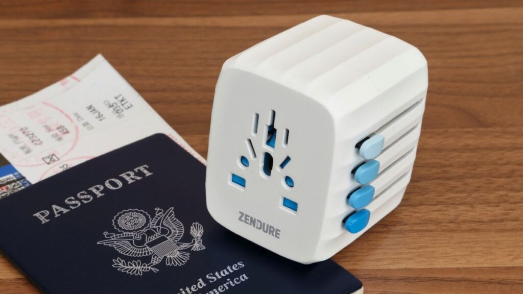 universal travel adapter