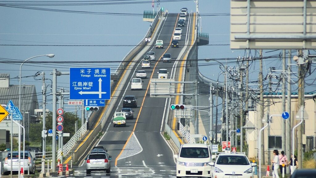 Eshima Ohashi Bridge, most dangerous bridges in the world