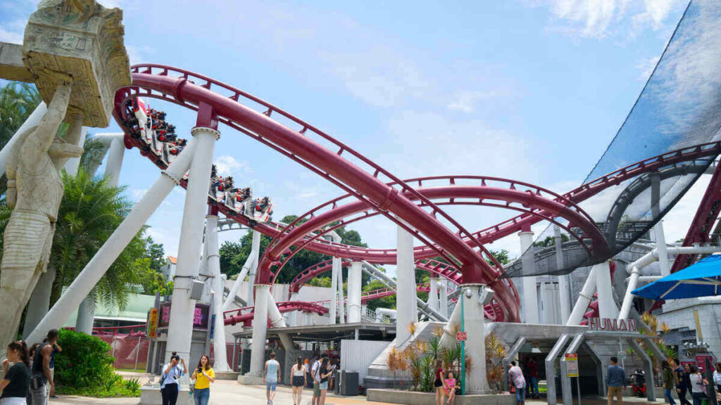best time to visit Singapore and Universal studios: in March