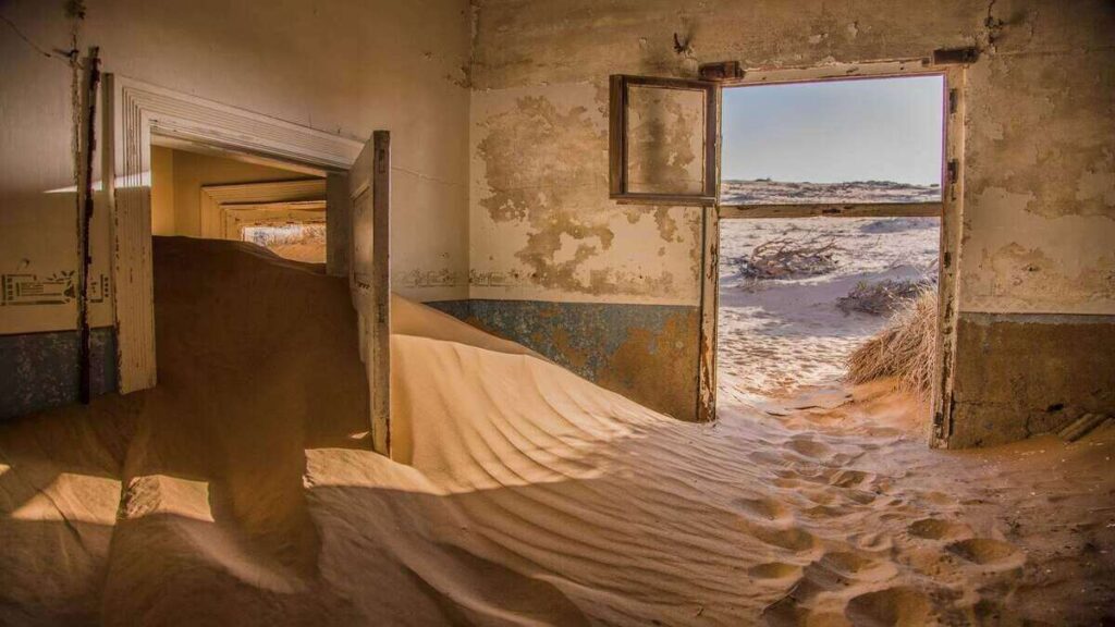 Abandoned place, Kolmanskop, Namibia