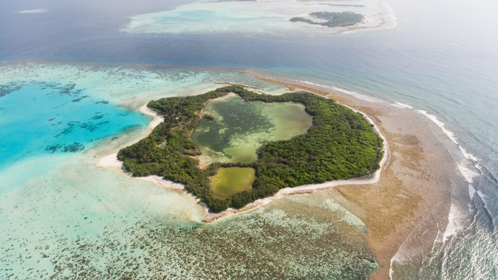 Huvadhoo Atoll, Maldives beach