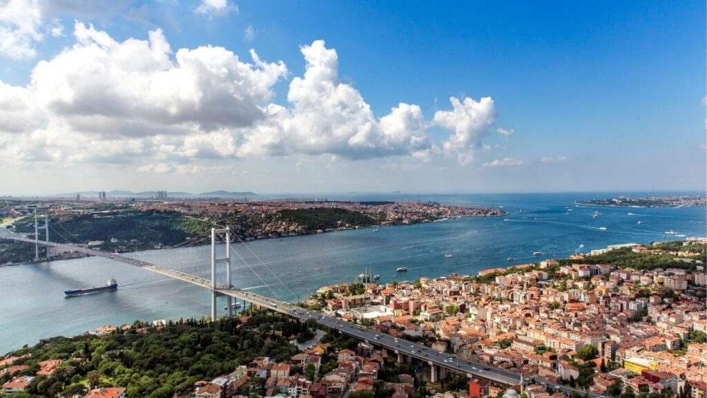Bosphorus – Turkey, Istanbul - Best places to go in Europe