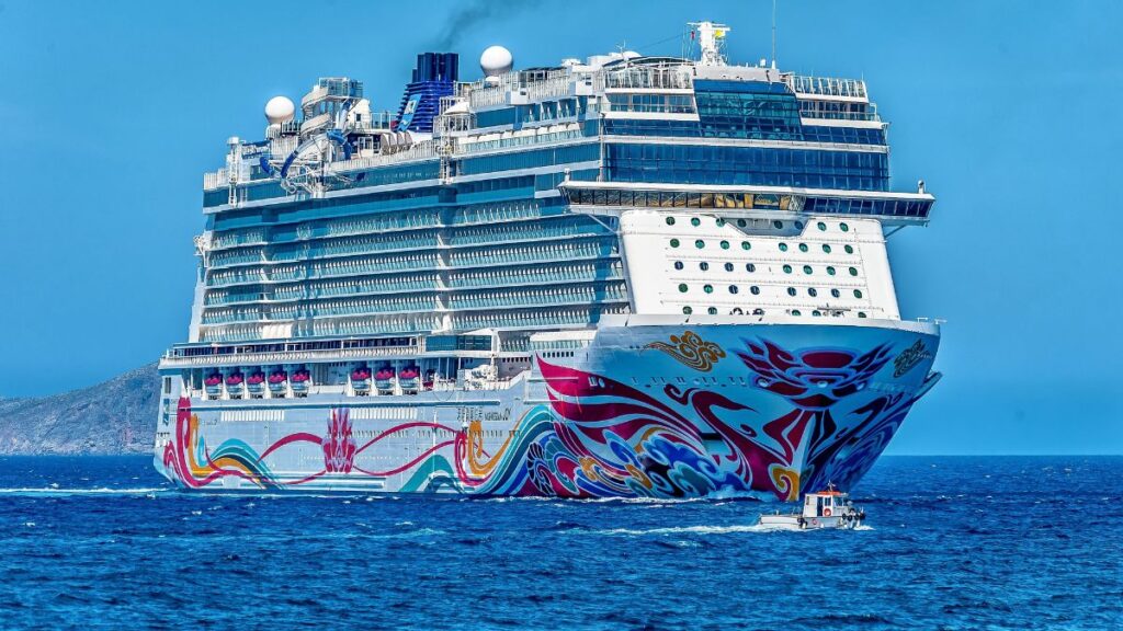 Norwegian Cruise Line cruise liner