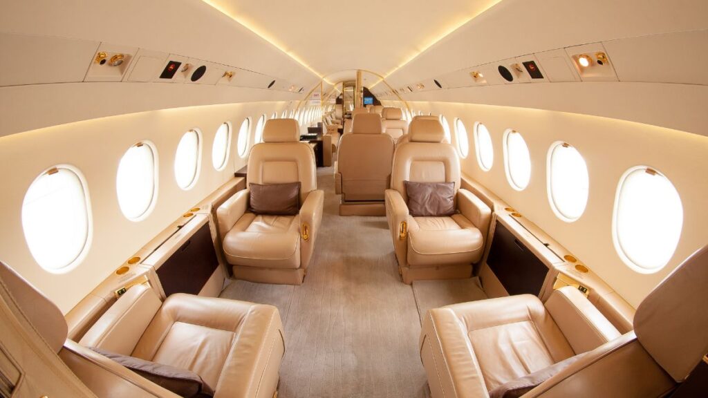 Private jet charter - more space