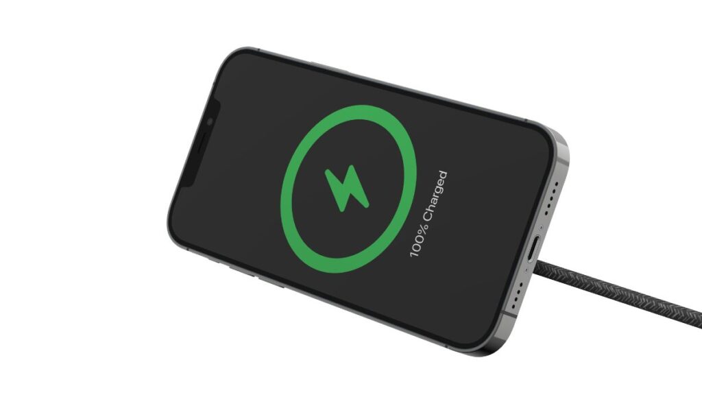 Belkin Boost Charge Pro makes it easier to charge your iphone
