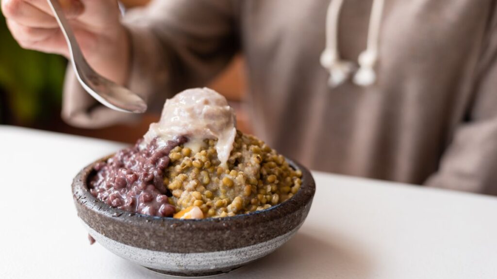 The Taiwanese shaved ice is a great choice during the warm summer months