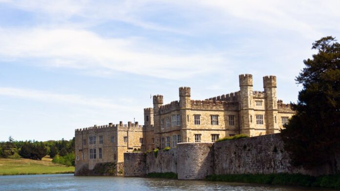 5 amazing historic English cities to visit in 2023