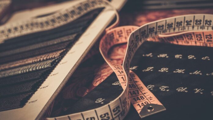 5 custom dressing hacks for frequent travellers