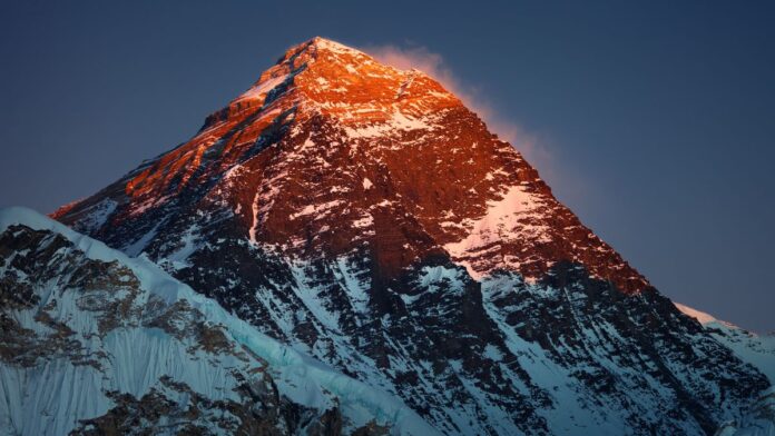 10 best Asian mountains to climb