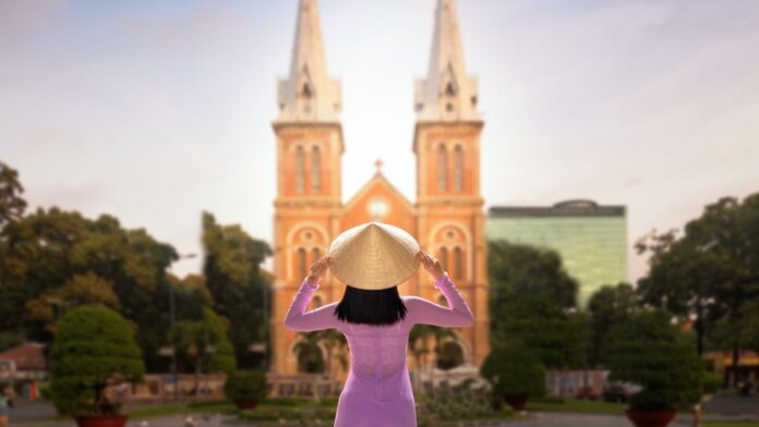 Travel to Ho Chi Minh City in December delights 10 must-visit attractions
