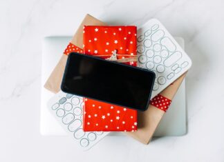 10 best tech Christmas gifts for your loved ones